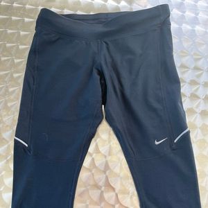 NIKE NWT Women’s STAY WARM Running Tight Fit Capri-Black 519841-010   Sz S